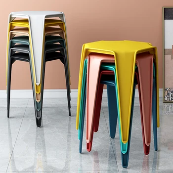 Plastik tabureler kalınlaşmış ev yüksek banklar basit yaratıcı yemek masası sandalyeleri istiflenebilir kalınlaşmış
